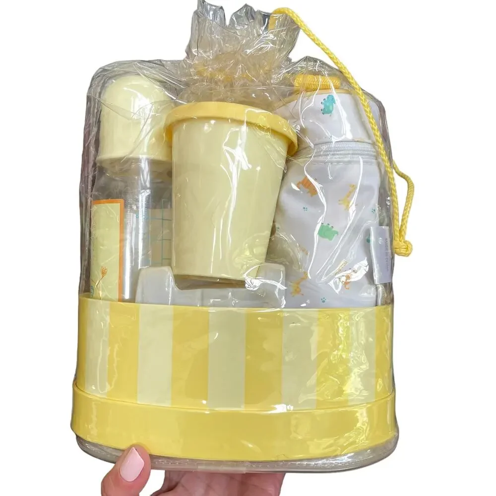 Vintage Carter's Child of Mine Baby Gift Set 5 Piece Feeding Yellow Bag Giraffe